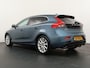 Volvo V40 1.6 T3 Momentum - Navigatie- Climate Controle - Trekhaak - Cruise Control