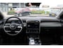 Hyundai Tucson 1.6 T-GDI PHEV 4WD | Stoelverwarming+/verkoeling | Achteruitrijcamera | Trekhaak | Achterbank in delen neerklapbaar | Achteruitrijcamera | Airco (automatisch)