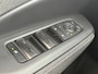 Lexus LBX Business Line 2WD Dealer Onderhouden Kelyess Trekhaak Stoel verwarmd Dodehoek Detectie PDC