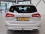 Ford Focus Wagon EcoBoost Hybrid 125pk ST-Line | 100% Dealer onderhouden | Trekhaak | Winterpack | Camera | SYNC 3 | Adapt. LED | All-season banden |