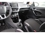 Peugeot 208 1.2 82PK STYLE | NAVIGATIE | CRUISE CONTROL | AIRCO | 15" LICHTMETALEN VELGEN | EXTRA GETINTE ACHTERRAMEN | PARKEER SENSOREN | BLUETOOTH RADIO |