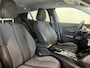 Peugeot 2008 1.2 PureTech Allure Automaat Navigatie Apple Carplay Android Auto Camera Parkeerhulp Cruise Control Full Led Climate Control Lichtmetalen velgen