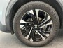 Peugeot 2008 1.2 PureTech Allure Automaat Navigatie Apple Carplay Android Auto Camera Parkeerhulp Cruise Control Full Led Climate Control Lichtmetalen velgen