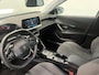 Peugeot 2008 1.2 PureTech Allure Automaat Navigatie Apple Carplay Android Auto Camera Parkeerhulp Cruise Control Full Led Climate Control Lichtmetalen velgen