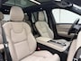 Volvo XC90 T8 AWD Ultra Dark Executive Edition / Luchtvering / Bowers & Wilkins audio / Stoelventilatie / 22'' velgen /