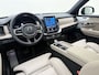 Volvo XC90 T8 AWD Ultra Dark Executive Edition / Luchtvering / Bowers & Wilkins audio / Stoelventilatie / 22'' velgen /