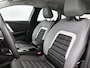 Citroën C4 Max Hybrid 145pk Automaat | Lage kilometerstand | Navigatie | Rondomzichtcamera | Climate control | Adaptieve Cruise control | Parkeersensoren v+a | Head-up display | Keyless | Dodehoeksensor | Halflederen comfortstoelen | Adaptief demping systeem | Apple Carplay/Android Auto | DAB+ radio | Donker getint glas | 18" lichtmetalen velgen |