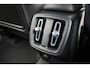 Volvo XC40 1.5 T2 Business Pro | Verwarmbare stoelen+stuur | AppleCarplay | Elektrisch inklapbare trekhaak | Keyless Entry | Park Assist achter | Adaptieve Cruise Control & Pilot Assist | DAB+ | Navigatie | 18'' Lichtmetalen wielen