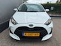 Toyota Yaris 1.5 Hybrid Active / 1E EIGENAAR / NAVIGATIE / NIEUW MODEL / CLIMATE / ACHTERUITRIJCAMERA / CRUISE CONTROL / NL-AUTO