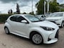 Toyota Yaris 1.5 Hybrid Active / 1E EIGENAAR / NAVIGATIE / NIEUW MODEL / CLIMATE / ACHTERUITRIJCAMERA / CRUISE CONTROL / NL-AUTO