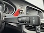 Volvo V40 1.6 T4 Momentum | Automaat | Parkeersensoren | Automatische Airco | Cruise Control | Trekhaakvoorbereiding |
