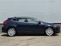 Volvo V40 1.6 T4 Momentum | Automaat | Parkeersensoren | Automatische Airco | Cruise Control | Trekhaakvoorbereiding |