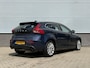 Volvo V40 1.6 T4 Momentum | Automaat | Parkeersensoren | Automatische Airco | Cruise Control | Trekhaakvoorbereiding |