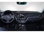 Volvo XC60 T6 Plug-in hybrid AWD Inscription Expression - Panoramadak - Intellisafe Assist/Surround - Harman Kardon Audio - Parkeercamera - Parkeersensoren v/a - Getint glas - Verwarmbare voorstoelen - Verwarmbare voorruit - Trekhaak semi-elektrisch inklapbaar