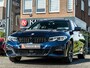 BMW 3-Serie Touring 330e xDrive High Exe M-Sport PANO LASER HARMAN KARDON HUD CAMERA 19 INCH BOMVOL!!