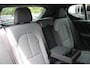 Volvo XC40 2.0 B4 Plus Dark | Elektrisch Verstelbare Voorstoelen | Keyless | Elektrische Achterklep | Premium audio by Harman Kardon | Stoelverwarming | Stuurverwarming | Adaptieve Cruise Control | Pilot Assist | Dodehoek herkenning
