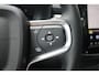 Volvo XC40 2.0 B4 Plus Dark | Elektrisch Verstelbare Voorstoelen | Keyless | Elektrische Achterklep | Premium audio by Harman Kardon | Stoelverwarming | Stuurverwarming | Adaptieve Cruise Control | Pilot Assist | Dodehoek herkenning