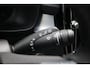 Volvo XC40 2.0 B4 Plus Dark | Elektrisch Verstelbare Voorstoelen | Keyless | Elektrische Achterklep | Premium audio by Harman Kardon | Stoelverwarming | Stuurverwarming | Adaptieve Cruise Control | Pilot Assist | Dodehoek herkenning