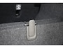 Volvo XC40 2.0 B4 Plus Dark | Elektrisch Verstelbare Voorstoelen | Keyless | Elektrische Achterklep | Premium audio by Harman Kardon | Stoelverwarming | Stuurverwarming | Adaptieve Cruise Control | Pilot Assist | Dodehoek herkenning