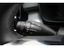 Volvo XC40 2.0 B4 Plus Dark | Elektrisch Verstelbare Voorstoelen | Keyless | Elektrische Achterklep | Premium audio by Harman Kardon | Stoelverwarming | Stuurverwarming | Adaptieve Cruise Control | Pilot Assist | Dodehoek herkenning