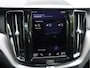 Volvo XC60 2.0 Recharge T6 AWD R-Design / Navi / Climate / Pano / Trekh / Leder / Blis/ Keyles / Autopilot / / Uitstekende staat!