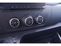 Nissan Interstar 2.3 DCi 165 pk Bakwagen met Laadklep Airco, Apple Carplay, Camera, Cruise Control, 3-Zits