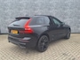 Volvo XC60 2.0 T8 Plug-in-Hybrid AWD Ultra Black Edition | PHEV | Trekhaak | Luchtvering | 360 Graden Camera | Parkeersensoren | Head-up Display | Bowers Wilkins Audio | Panoramadak | Sportstoelen | Elektrisch Verstelbare Voorstoelen | Elektrische Achterklep | Keyless Entry | Navigatie