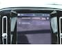 Volvo XC40 2.0 B4 Plus Black Edition | Panorama dak| Noodreservewiel| 360graden camera rondomzicht| Verwarmbare voorruit|