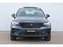 Volvo XC40 2.0 B4 Plus Black Edition | Panorama dak| Noodreservewiel| 360graden camera rondomzicht| Verwarmbare voorruit|