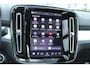Volvo XC40 2.0 B4 Plus Black Edition | Panorama dak| Noodreservewiel| 360graden camera rondomzicht| Verwarmbare voorruit|