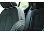 Volvo XC40 2.0 B4 Plus Black Edition | Panorama dak| Noodreservewiel| 360graden camera rondomzicht| Verwarmbare voorruit|