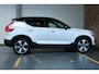 Volvo XC40 Recharge Core | Comfortstoelen | Stoelverwarming | Stuurwielverwarming | Draadloze telefoonlader | Adaptive Cruise Control | Parkeersensoren voor + achter | Parkeercamera |