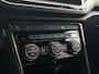 Volkswagen T-Roc 1.5 TSI Sport | Trekhaak | Adaptieve Cruise Control | Navigatie | Virtual Cockpit | Metallic Lak | Android Auto | Apple Carplay | Parkeersensoren Voor + Achter |