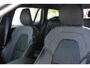 Volvo V60 T8 Plug-in hybrid AWD Plus Dark | Adaptive Cruise & Pilot Assist | 360 Camera | Premium Harman/Kardon Audio | Semi Elektr. Trekhaak | Stoelverwarming voor & achter | Stuurverwarming | Power Seats incl. Memory