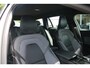 Volvo V60 T8 Plug-in hybrid AWD Plus Dark | Adaptive Cruise & Pilot Assist | 360 Camera | Premium Harman/Kardon Audio | Semi Elektr. Trekhaak | Stoelverwarming voor & achter | Stuurverwarming | Power Seats incl. Memory