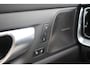 Volvo V60 T6 Plug-in hybrid AWD Plus Dark | Adaptive Cruise & Pilot Assist | 360 Camera | Premium Harman/Kardon Audio | Semi Elektr. Trekhaak | Stoelverwarming voor & achter | Stuurverwarming | Power Seats incl. Memory
