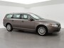 Volvo V70 2.5T 200 PK AUT. STOELVERW. V+A | TREKHAAK | LEDER | ELEKTR. KLEP | MEMORY