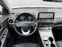 Hyundai Kona Electric EV Premium 64 kWh / Lederen bekleding / Adaptieve cruise control / Dodehoekdetectie / Led Koplampen / Stoelverwarming / HUD /