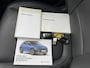 Hyundai Kona Electric EV Premium 64 kWh / Lederen bekleding / Adaptieve cruise control / Dodehoekdetectie / Led Koplampen / Stoelverwarming / HUD /