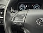 Hyundai Kona Electric EV Premium 64 kWh / Lederen bekleding / Adaptieve cruise control / Dodehoekdetectie / Led Koplampen / Stoelverwarming / HUD /