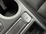 Hyundai Kona Electric EV Premium 64 kWh / Lederen bekleding / Adaptieve cruise control / Dodehoekdetectie / Led Koplampen / Stoelverwarming / HUD /