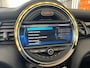 MINI Cooper 3-Deurs 1.5 60 Years Edition | AUTOMAAT | HEAD-UP DISPLAY | LEDER | SCHUIF/KANTELDAK | CARPLAY/ANDROID | HARMAN/KARDON | NAVI | CRUISE CONTROL | PDC V+A | CLIMATE CONTROL | LMV 17'' | STOELVERWARMING | KEYLESS | LED | BLUETOOTH