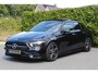Mercedes-Benz A-klasse 180 AMG Luxury PANO ☀️ | VIRTUAL 🖥️ | MEMORY 💺|ACC 🚀 | MBUX 📱 | CAMERA 📸 | CARPLAY