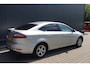 Ford Mondeo 2.3-16V Ghia Automaat
