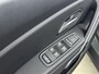 Dacia Duster 1.3 TCe 150Pk Journey | Stoelverwarming | Navigatie | Apple Carplay/Android Auto | Cruise Control | Keyless Entry | Parkeersensoren & Achteruitrijcamera | Climate Control | Dodehoek Detectie | LED Koplampen | Lichtmetalen Velgen 17" |