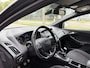 Ford Focus Wagon 1.0i ST-Line 6-Bak 126 PK. Prachtige en goed onderhouden auto !!! Alle keuringen toegestaan !!