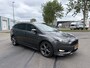 Ford Focus Wagon 1.0i ST-Line 6-Bak 126 PK. Prachtige en goed onderhouden auto !!! Alle keuringen toegestaan !!