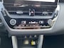 Toyota Corolla Cross 2.0 HYBRID 184PK FIRST-EDITION BLIND-SPOT ELEK-ACHTERKLEP KEYLESS LM-VELGEN PARK-SENSOREN APPLE/ANDROID STOELVERW DRAADLOOS-LADEN AD-CRUISE BLUETOOOTH DAB+