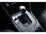 Volkswagen Tiguan 1.5 TSI Life Business Carplay - Trekhaak