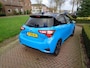 Toyota Yaris 1.5 Hybrid 100pk 5D CVT SkyBlue Edition, rijklaar met 12 mnd BOVAG garantie , bij Toyota specialist
